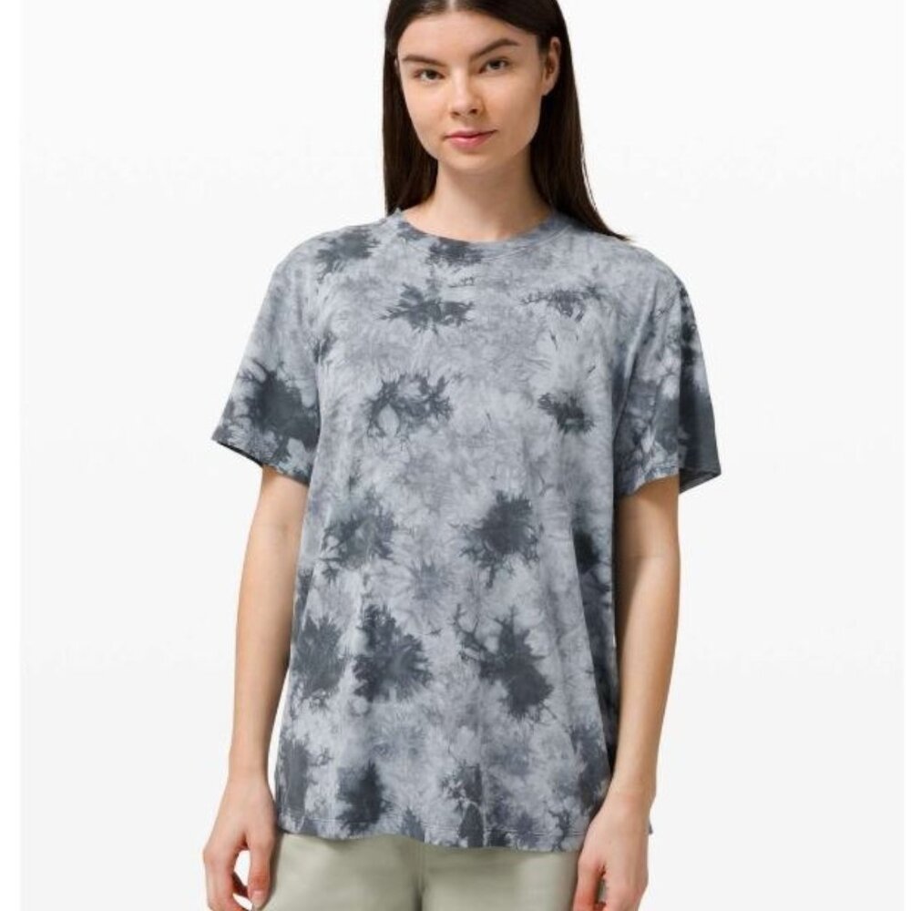 Lululemon All Yours Short Sleeve Tee Shirt  *Earth Dye - Approx Size 4 or 6